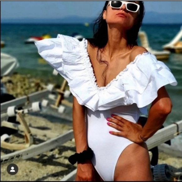 ZARA * Large Ruffle Swimsuit Top size S Black - Picture 8 of 13